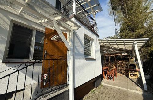 Ustrzyki Dolne Apartamento | Apartament Bieszczady Darmowa Sauna Jacuzzi 100 metrów od wyciągu narciarskiego!