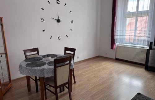 Zabkowice Slaskie Apartamento | Apartament blisko Krzywej Wieży Dostęp za pomocą kodu