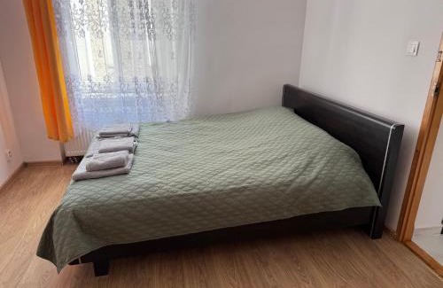 Zabkowice Slaskie Apartamento | Apartament blisko Krzywej Wieży Dostęp za pomocą kodu