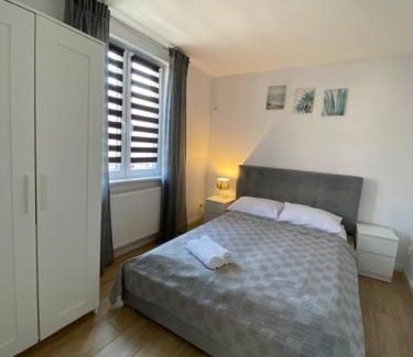Uniescie Apartamento | Apartament D&M