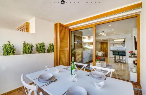 Punta Prima Apartamento | Apartament Delux-La Entrada Punta Prima
