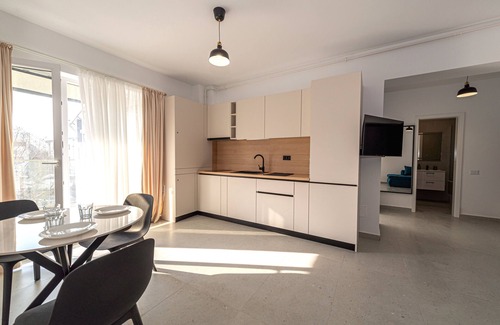 Chiajna Apartamento | Apartament Deluxe cu 2 dormitoare + Living - Ap. 6 - Habitat ApartHotel