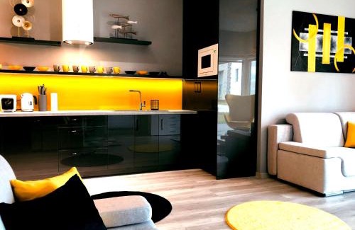 Wilkasy Apartamento | APARTAMENT ELEGANCE YELLOW w Nautica Resort