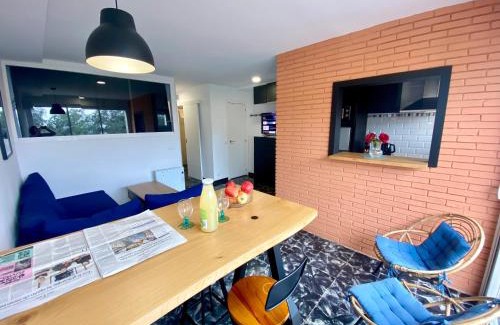 Calella de Palafrugell Apartamento | Apartament per parelles reformat amb piscina