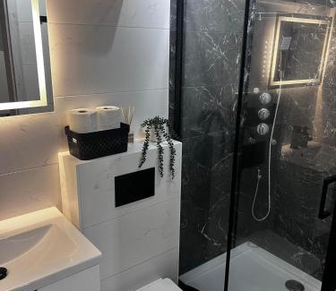 Konskie Apartamento | Apartament Exclusive Premium Sielpia w Sielpi Wielkiej z jacuzzi na życzenie
