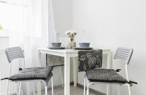 Srodmiescie Apartamento | Apartament Fioletowy Krakowskie Przedmieście 26