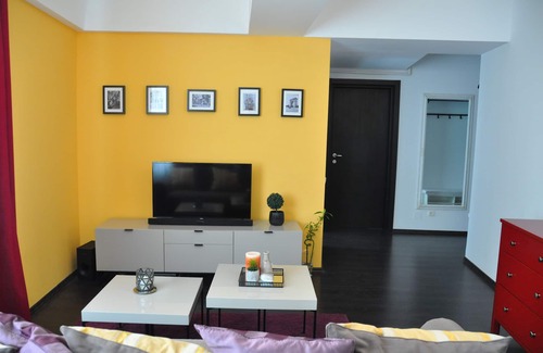 Sector 5 Apartamento | Apartament in bloc la 2km de Casa Poporului