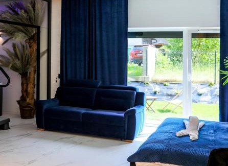 Nowy Sacz Apartamento | Apartament Księżycowy z jacuzzi