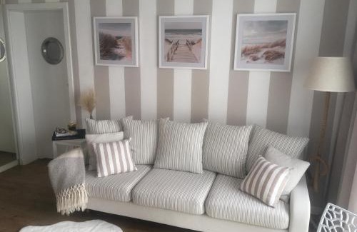 Elblag Apartamento | Apartament Marine Holiday Elbląg - winda -Parking w HALI GARAŻOWEJ -GRATIS -Business stays