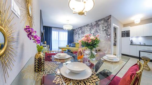 Kolobrzeg Apartamento | Apartament Moonlight z basenem i parkingiem - Resorts Plażowa - Holiday City