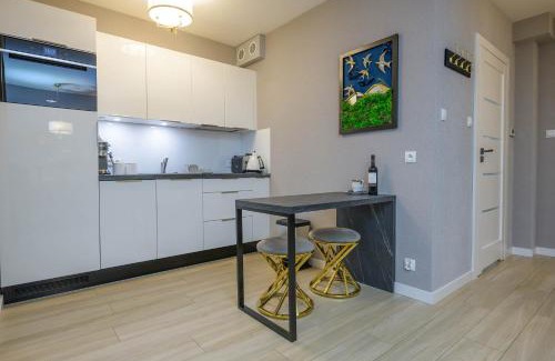 Kolobrzeg Apartamento | Apartament Moonlight z basenem i parkingiem - Resorts Plażowa - Holiday City
