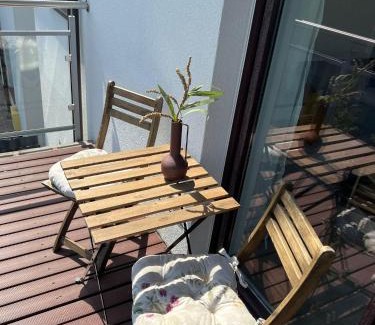 Wladyslawowo Apartamento | Apartament Morska Melodia z balkonem i miejscem do pracy zdalnej