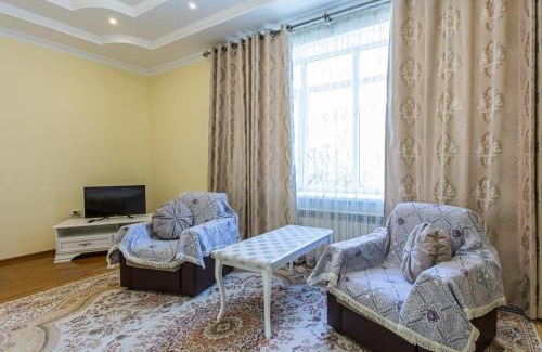 Almaty Apartamento | Apartament Nazarbaeva 119