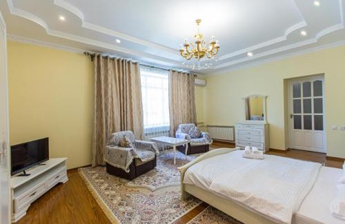 Almaty Apartamento | Apartament Nazarbaeva 119