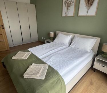 Czestochowa Apartamento | Apartament Neonowy by Apartamenty 77