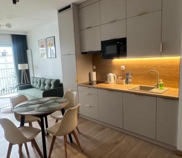 Czestochowa Apartamento | Apartament Neonowy by Apartamenty 77
