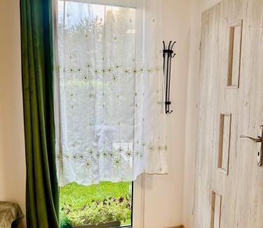Mierzecice Apartamento | Apartament nr 1 lub 2 przy Sali Kominkowej