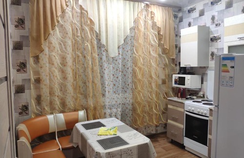 Kirovsk Apartamento | Apartament On Olimpiyskaya 85
