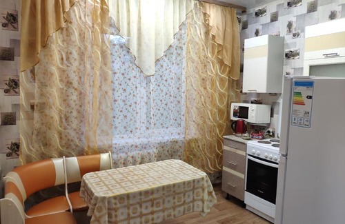 Kirovsk Apartamento | Apartament On Olimpiyskaya 85