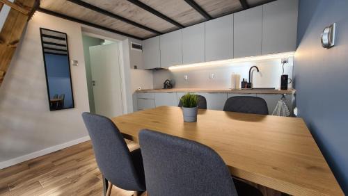 Gniezno Apartamento | Apartament Parkowy Antresola
