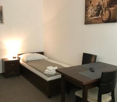 Brwinow Apartamento | Apartament Parkowy