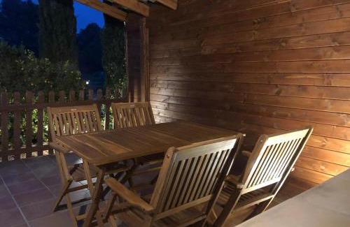 San Martin Sarroca Apartamento | Apartament rural amb piscina i jardí