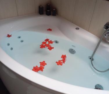 Sucha Beskidzka Apartamento | apartament simonka z jacuzzi zawoja