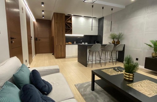 Mielec Apartamento | Apartament Skrzydlaty z ogródkiem