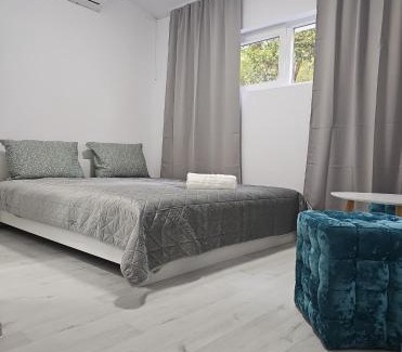 Arad Apartamento | Apartament superb, parcare fără plata, check in NON STOP