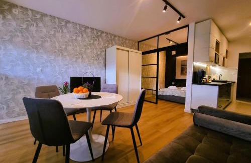 Uniescie Apartamento | Apartament Szmaragdowa 21 Przy Plaży - SALA ZABAW, SIŁOWNIA - 365PAM