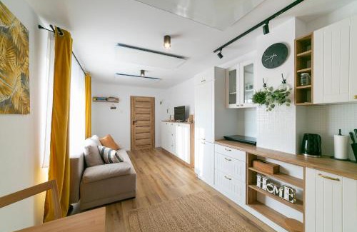 Walbrzych Apartamento | Apartament w Sercu Gór z ogrodem