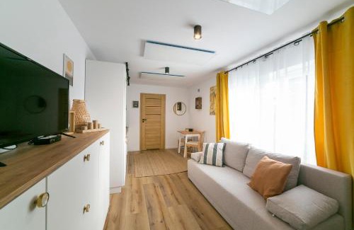 Walbrzych Apartamento | Apartament w Sercu Gór z ogrodem