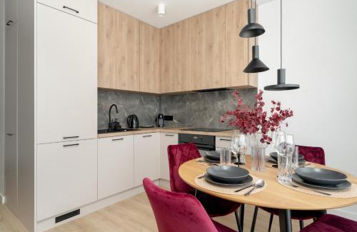 Grunwald Apartamento | Apartament w Zielonej Okolicy Poznania z Parkingiem by Noclegi Renters