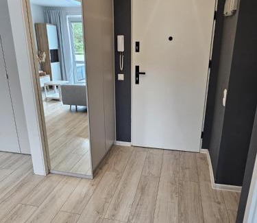 Ustka Apartamento | Apartament z widokiem na las