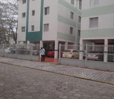Boqueirao Apartamento | Apartamento 108 Condominio Serena a 150 metros da praia - 1 andar -Guilhermina - Praia Grande