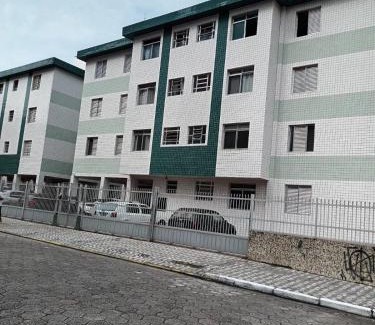 Boqueirao Apartamento | Apartamento 108 Condominio Serena a 150 metros da praia - 1 andar -Guilhermina - Praia Grande
