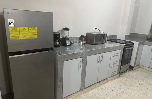 Tegucigalpa Apartamento | Apartamento 2 habitaciones, Tegucigalpa, Lavandería, AC, Wifi, Netflix, garaje.