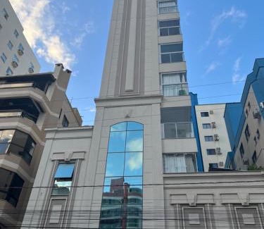 Andorinha Apartamento | Apartamento 3 suítes a 100m do mar