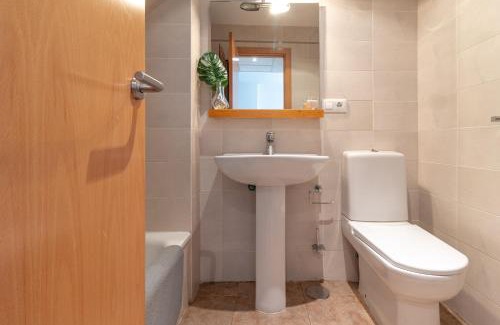Punta Umbria Apartamento | Apartamento 303 junto a la playa piscina y parking
