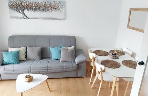 El Francas Apartamento | Apartamento a 300 mts de la playa, 25 minutos de Port Aventura y 50 de Barcelona