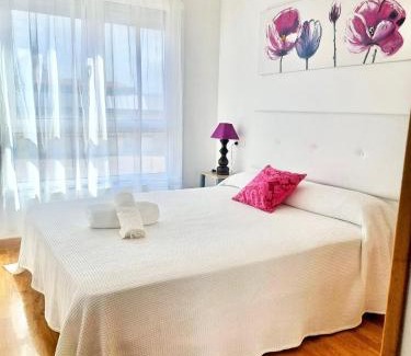 Las Campas y San Claudio Apartamento | Apartamento a 5 minutos del Centro Parking Privado