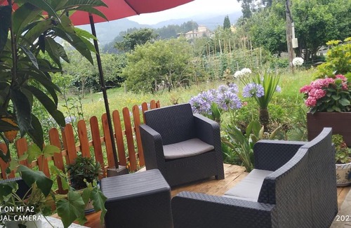 Pravia Apartamento | Apartamento abuhardillado en pueblo asturiano
