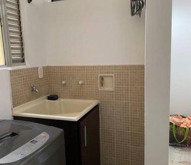La America Apartamento | Apartamento acogedor barrio la Floresta Medellín