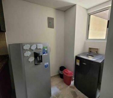 La America Apartamento | Apartamento acogedor barrio la Floresta Medellín