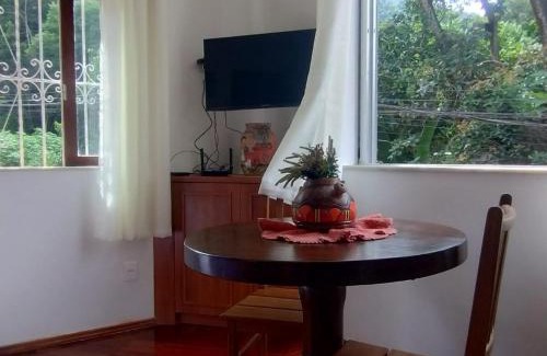 Miguel Pereira Apartamento | Apartamento aconchegante na serra!