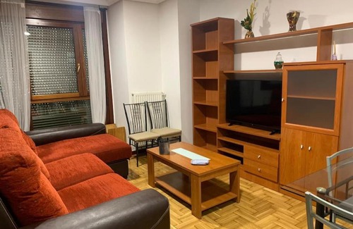 Distrito Llano Apartamento | Apartamento Albarelo - Tranquilo y buen acceso - 2 Hab y 2 Baños - VUT-4644-AS