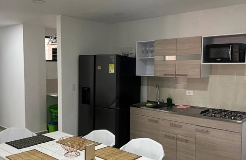 San Javier Apartamento | APARTAMENTO AMOBLADO CERCA A ZONA ROSA DE LA 70, GRUPOS DE FAMILIARES Y AMIGOS.