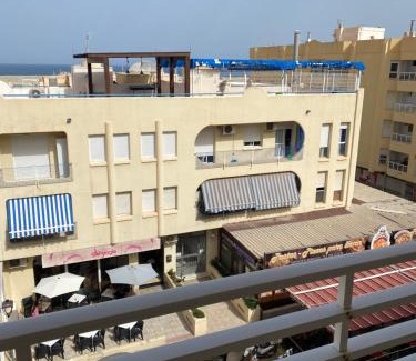 Garrucha Apartamento | Apartamento Andalucía - sea view, beach, marina, lift & free parking