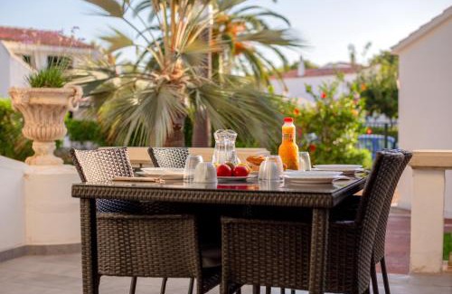Cala'n Bosch Apartamento | Apartamento Annuin
