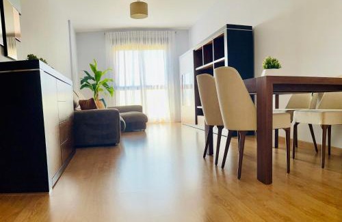 Almassora Apartamento | Apartamento apto para bebés con parking privado
